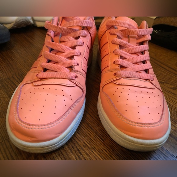 Adidas sneakers. Super cute and unique colour. Excellent used condition. - Picture 4 of 11